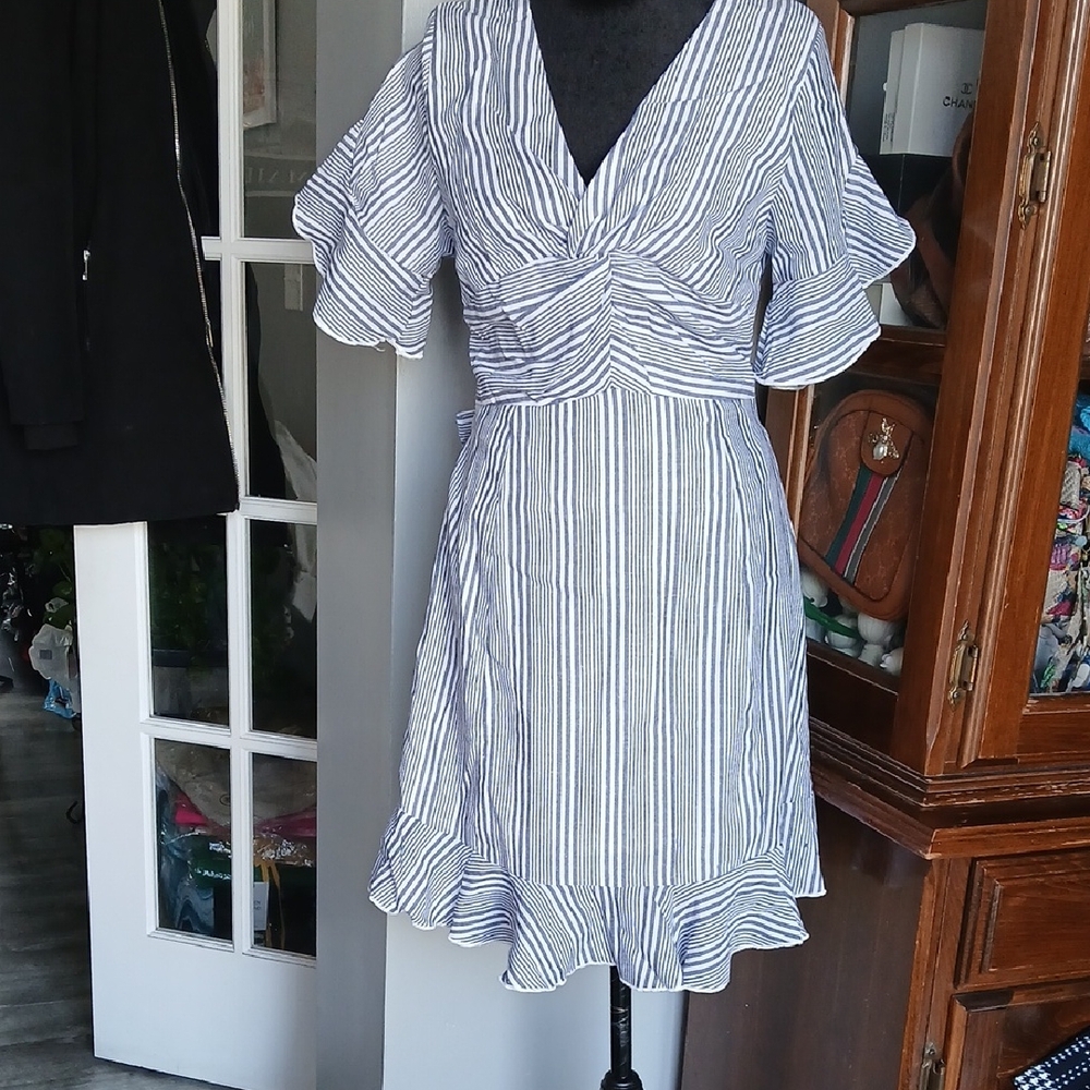 Striped V-Neck Ruffle Mini Dress in Blue & White